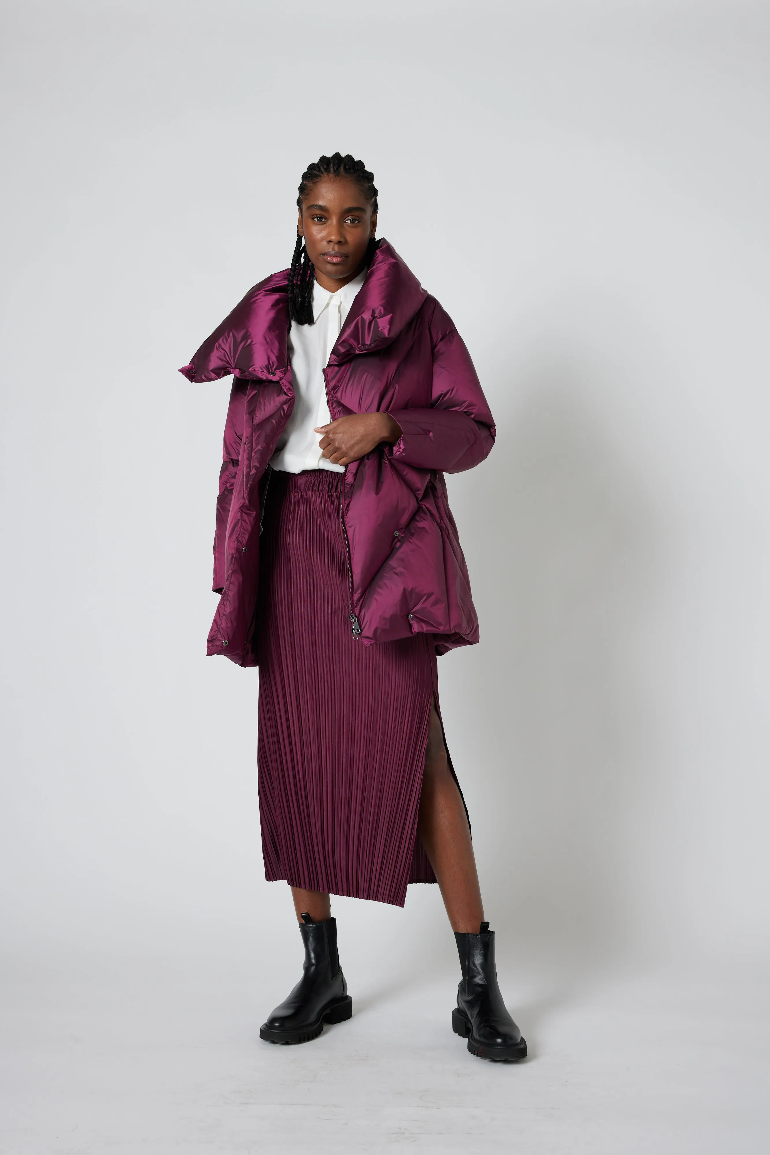 Relaxed Pleated Skirt